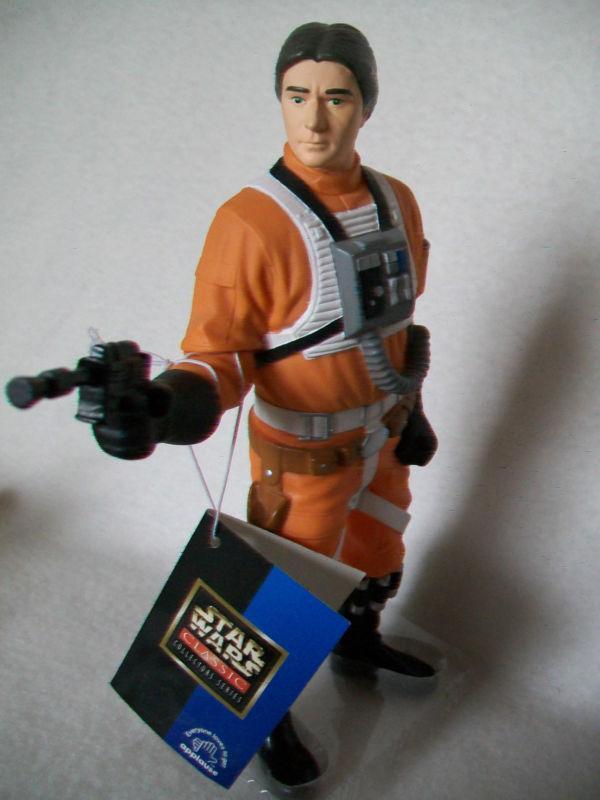 StarWarsCollec's tweet photo. 9 1/2" Star Wars 1997 "Wedge Antilles" Classic Col Series by Applause New SALE! http://t.co/sUVJOvT318