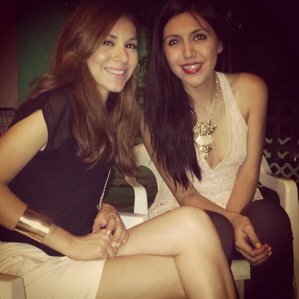 LettyuQ's tweet photo. Con mi flaquita hermosa!! @amaliamuci http://t.co/UFtfEzKgXe