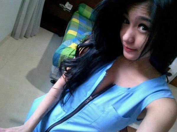 D_AraIntan's tweet photo. ♥-♥ RT @NurfikaFidia: Hmm kelas =D=P http://t.co/qoklt4yTLL