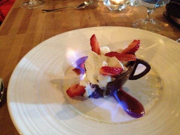 theToddHirsch's tweet photo. Da-roof! Da-roof! Da- roof is on fire!! And so is the coffee chocolate strawberries at @nicheyeg http://t.co/B7pyRKu2a9