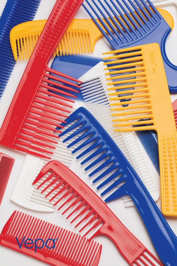 Tüm Vepa tarakları saçlarda elektriklenmeyi ve ürünün tozlanmasını önleyen antistatik özellikte üretilmektedir