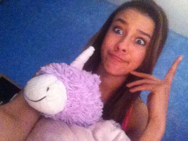 TurtleFaces's tweet image. “@lex_gettogether: #2amselfies #turtleface http://t.co/blTLRlpAVi” love the selfie. Poor #turtleface 2/10