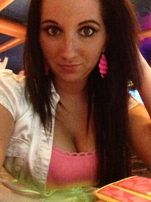 Big bored eyes at Dave and Busters. http://t.co/QTN0XckXY7<a href="/tag/relationshipgoals"class="tags"><span>#relationshipgoals</span></a>