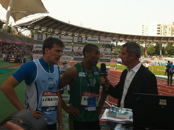 Babardevos's tweet photo. De nouveau 9"95 !! Champion de France élite !! Merci a tous ! #Charlety2013 #Mahaaaaaa http://t.co/m3I11ve8CT
