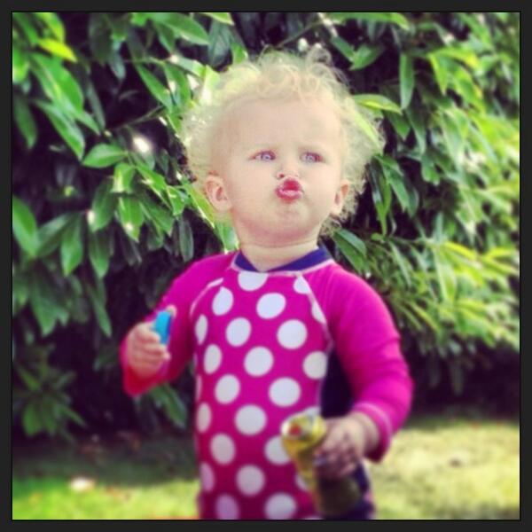 Lotty321's tweet photo. @luce_cory kisses for auntie Luce XX http://t.co/NkXSf2Sgni