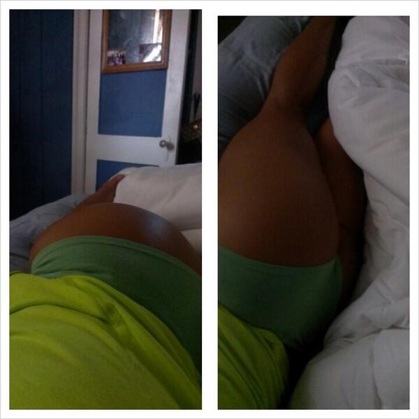 colombianmodel's tweet photo. Bikini bombshell in the works.  Back to leg day today ... Let's get it. http://t.co/OsxH7d2TO9