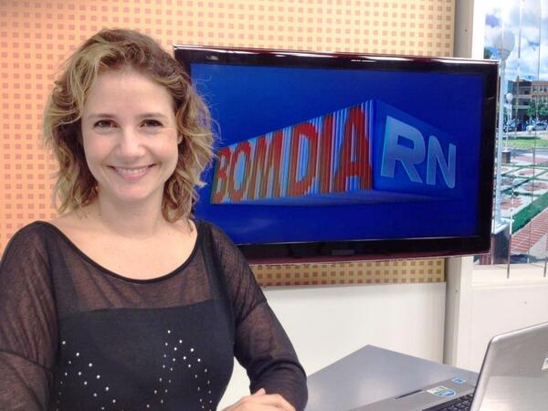 Um dos principais nomes da InterTV, Michelle Rincon pede demissão - Blog do  BG