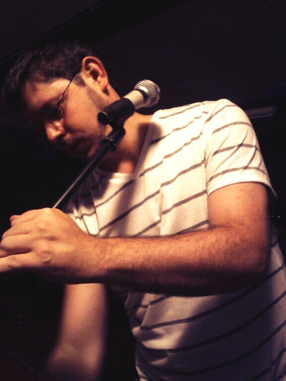 rocketsurgeryCA's tweet photo. Stan sets the mic's. http://t.co/vs3tVOeyuR