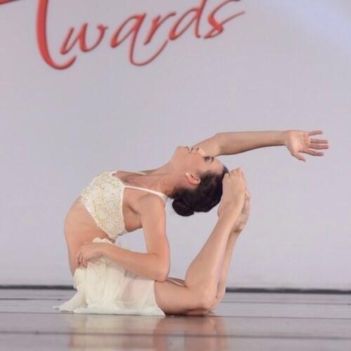 nicklazzfan's tweet photo. Jayci Kalb, you are stunning! @jcbugk Congratulations on all your success this summer 👯❤ http://t.co/2ESdUpsg7d