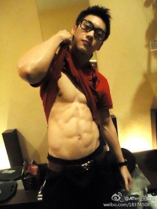 letsplay16's tweet image. Hmmmmmmmm