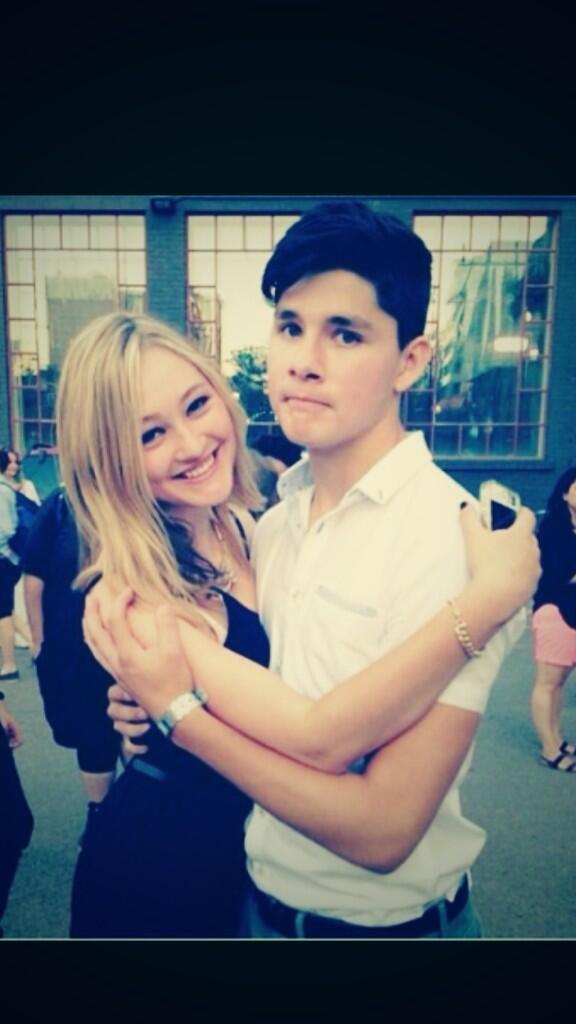 Novak_Zig's tweet photo. Few days ago w/ @Cams_Girl67 The premiere was awesome! http://t.co/xuOyOfd31c