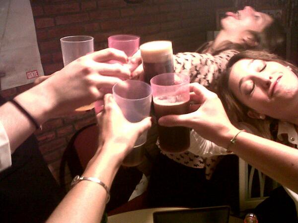 vir_clements's tweet photo. #brindemos http://t.co/d1lZFO2PCr