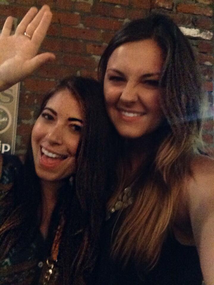 At Cattle & the Clover with @jjessgarrett http://t.co/XWPpTVGB60