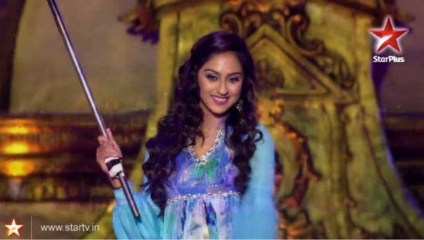 krystledsouzakd's tweet photo. Im the fairy godmother! <3 @teamKrystleD http://t.co/wQbdly7iIG