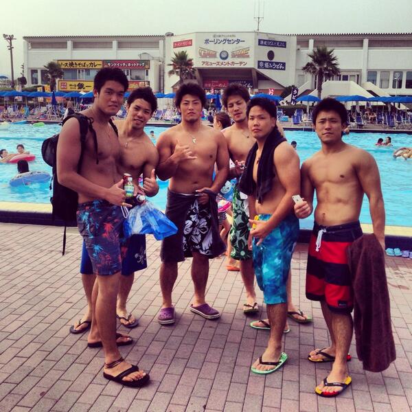 羽賀龍之介 Ryunosuke Haga V Twitter まだプール遊び行ける歳だ Http T Co 1edxrcpvdt