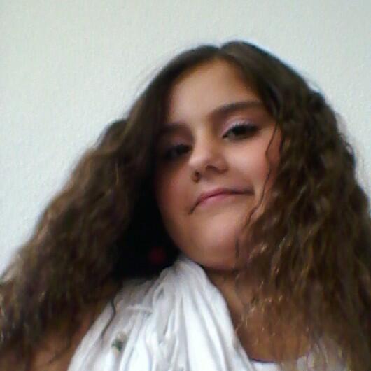 sevimx2003's tweet image. Me