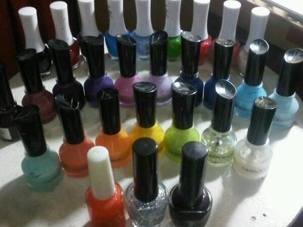 R59's tweet photo. My #faceshop nail polishs collection :) http://t.co/gha1BFUi4r