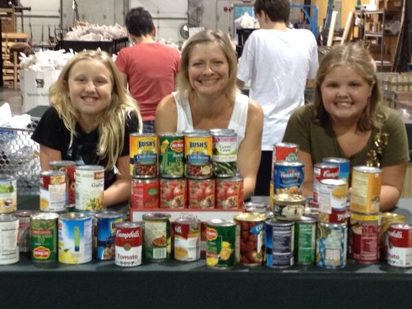 OutofGardenProj's tweet photo. Girlscouts Riley(L) and Melissa (R) posing with their donations and the owner
#outofthegardenproject http://t.co/J8hWFLn4MX