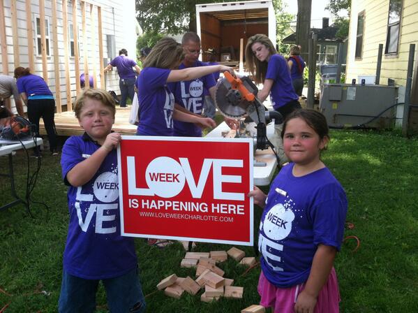 repnamcymace's tweet photo. Even kids can show love! http://t.co/ZRSuK4JimN