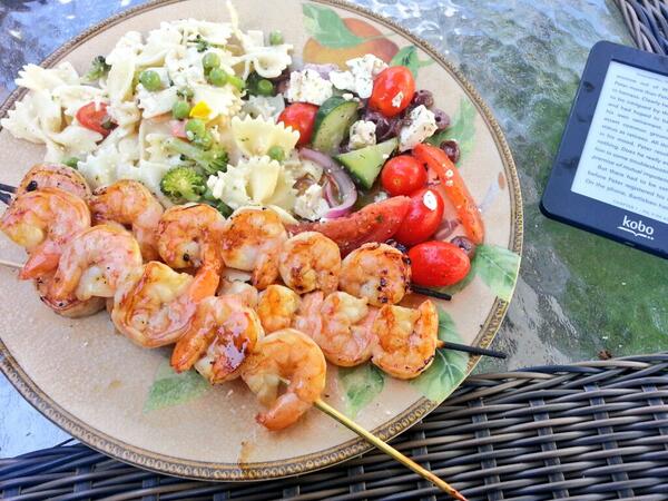 Leigh_Chapple's tweet image. Few things better at the end of a long hot day than sangria, shrimp on the barbie &amp;amp; a good book #ottsummer