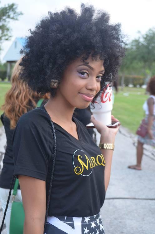 Baddchickcenter's tweet photo. ALL NATURAL BADD CHICK>>> http://t.co/f89bwRTx4Y