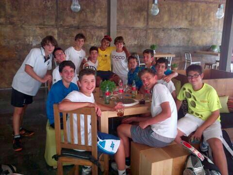 se los extrañaaaa!! <a href="/dieguito_gil/">Diego Gil</a> <a href="/diegotetorres/">Diego Torres</a> <a href="/sergiarquerons4/">sergi arquerons</a> <a href="/josesolanochulo/">jose solano</a> <a href="/rickimoralesR/">Ricki Morales</a> #nachiito#s.guimet