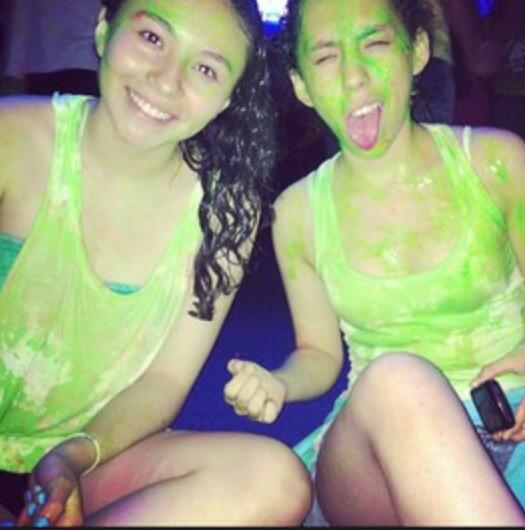 MafeerLO's tweet photo. La amo tanto, de verdad es alguien tan especial para mi, gracias por todos los momentos juntas bebé, vamos por más!❤ http://t.co/LbryaRrx4K