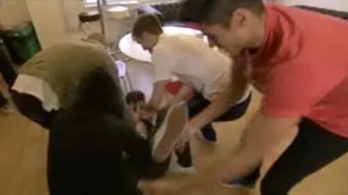 TheWantedLifeTV's tweet photo. TICKLE FIGHT! #TheWantedLife http://t.co/3rcwX5KgmV