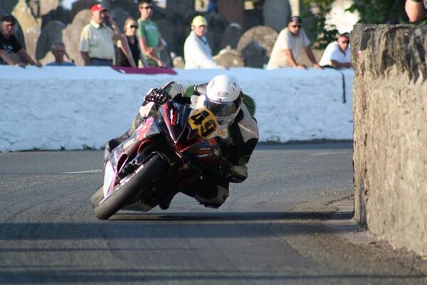 CSRacing34's tweet photo. Southern 100 http://t.co/125FkOoK1k