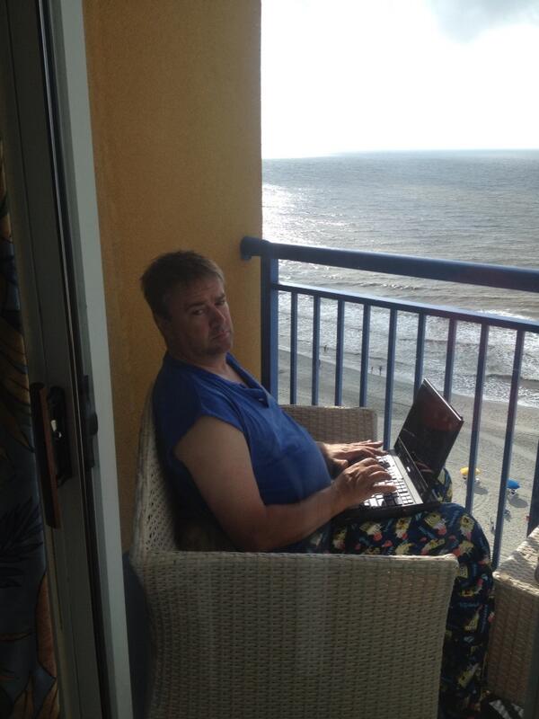 Tonyabailey7's tweet photo. @Coachjdb On vacation and still hard at work #likeadog http://t.co/HzugJyzdR0