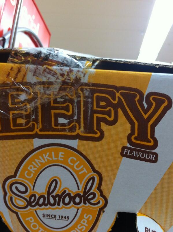 Dormaca11's tweet photo. Since Albu with @pocketdizzle @JakeRhodes93 @rhodesy87 Effys fame has rocketed with a new crisps brand!! http://t.co/85PQ9HwAG7