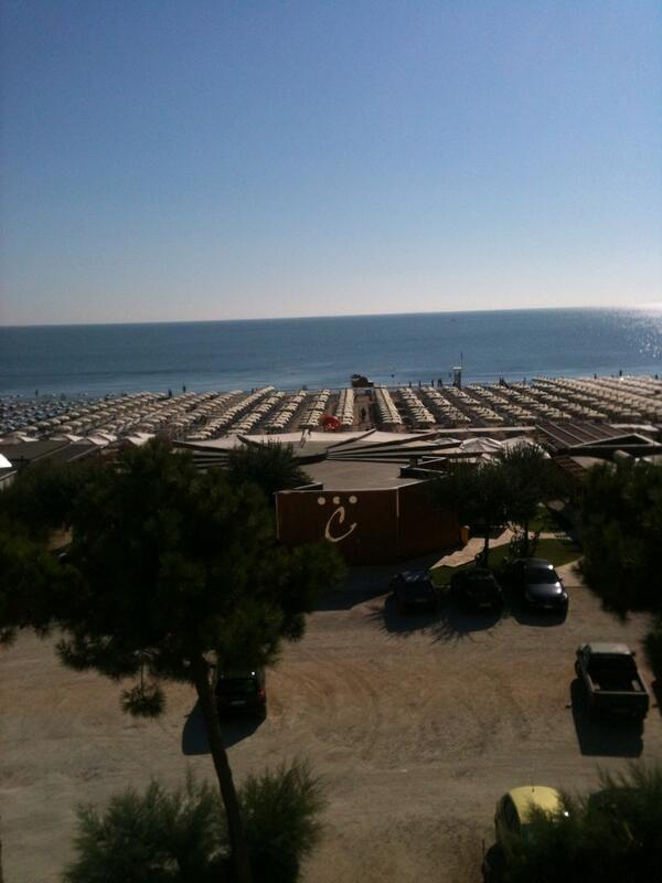 MenapaceAnna's tweet photo. Mi.Ma manca poco...❤ #milanomarittima #che #bello http://t.co/IMQT3pkwlG