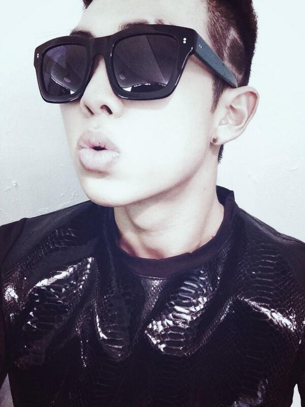 BTS_twt's tweet photo. 안녕하세요 김멋인데요 제가 폭발했습니다 http://t.co/fwWzcbqSSL