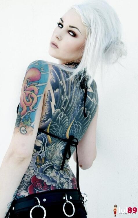 inkerest's tweet photo. tattoo girl - http://t.co/s3xIklx1Yj http://t.co/5TFhM6U8UW
