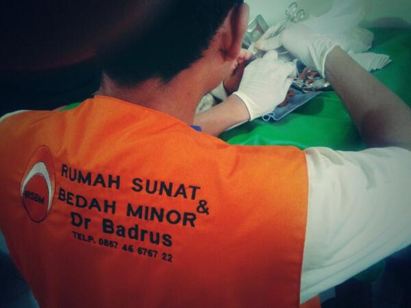 rsbmdrbadrus's tweet photo. Clavus banyak tempat. Alhamdulillah sukses 15 hari kering http://t.co/zcucqIcS8R