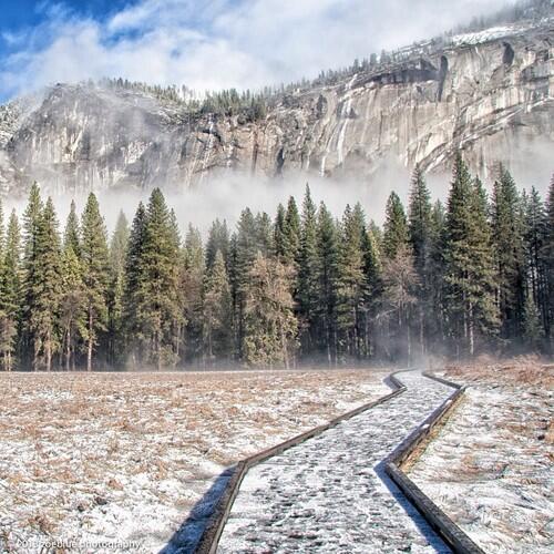 NationalGeograC's tweet photo. Parque Nacional de Yosemite. #Canada http://t.co/sQZI98dBOa