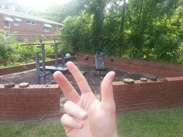 keepittaut tweet picture