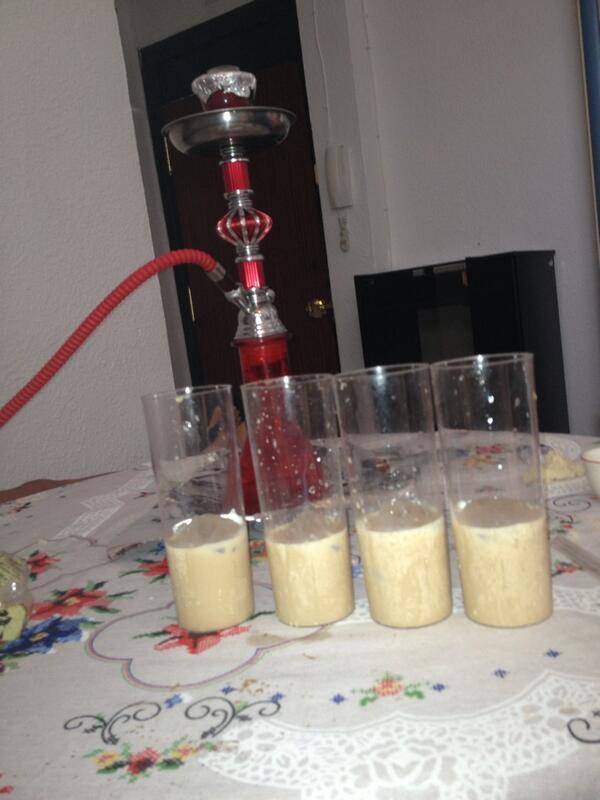 Rober___4's tweet photo. Antes de bajarnos a la playita @RROnlyStars @JuananMureddu @barcala http://t.co/t0jeIQeMen