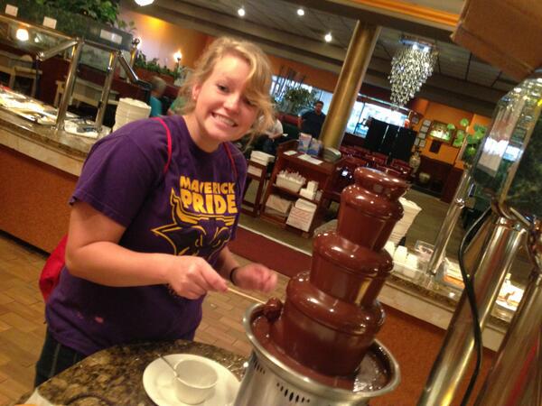 3Katiebug's tweet photo. Chocolate fountain!!! So worth it!(: @joshuamccarty32 @tammykgriffin @shuagriffin06 http://t.co/QZA9FKzHna