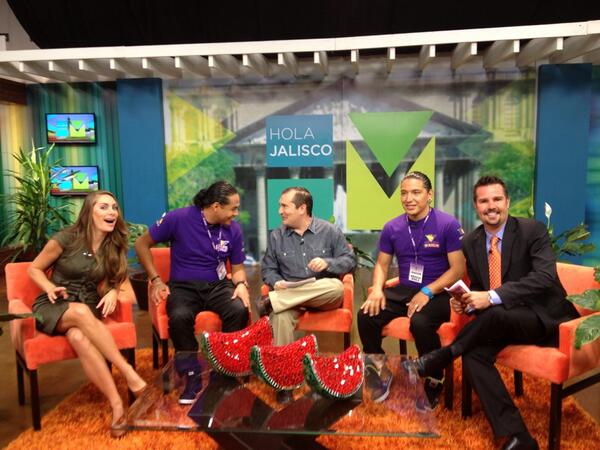 jeanchiapas's tweet photo. Los coreógrafos Chui y Balam en promoción en #jalisco para @MexicoBaila_Tv en el programa " Hola Jalisco" http://t.co/Yraa3rtz7k