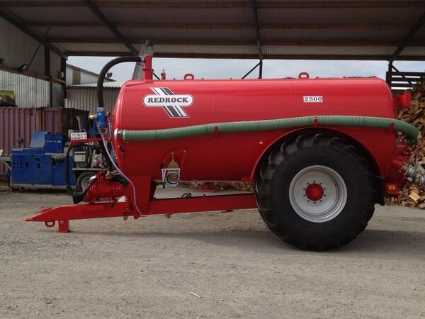 Just being loaded for clare.discounted deals on slurry equipment call Seamus on 086 3441167