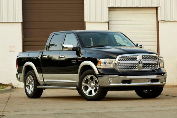 RamTrucks's tweet photo. Dear Competition, 

Class is in session. Feel free to take notes.

Sincerely,

The 2014 Ram 1500 EcoDiesel http://t.co/p4bCLN0zXH