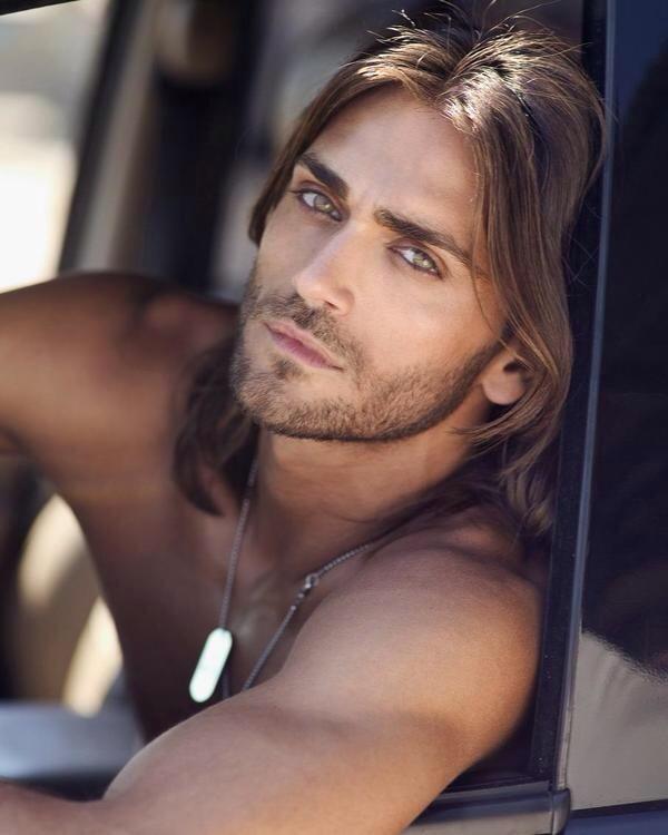 BalkankeBoners's tweet photo. Theo Theodoridis http://t.co/NTKAL5kYob