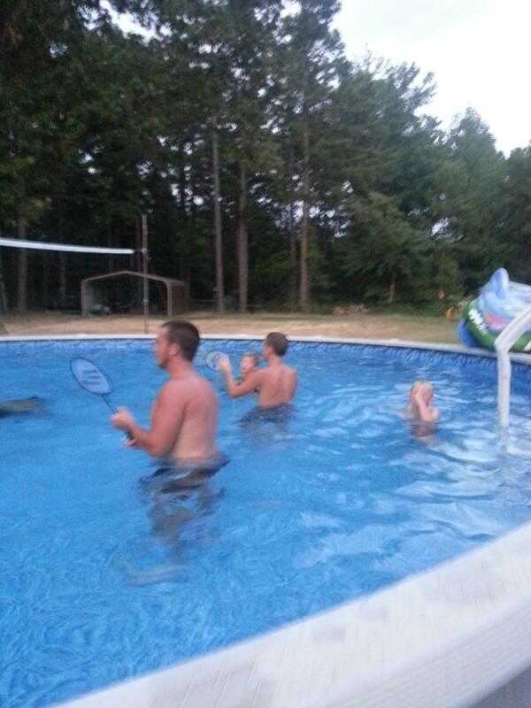 paulmoore441's tweet photo. Badracket @dylan_corbitt @ZachCorbitt @TheFakeJM @TheMain_Lane @Baileyluke5 http://t.co/bJ7mQigbHN