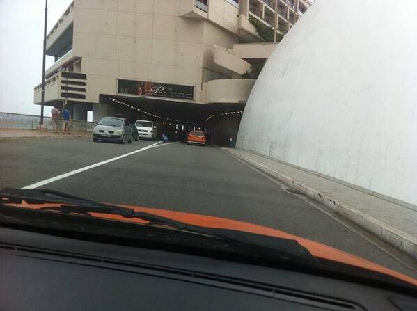 Just to prove they sleazy pilots made Monte Carlo here's a pic of them doing the tunnel run!