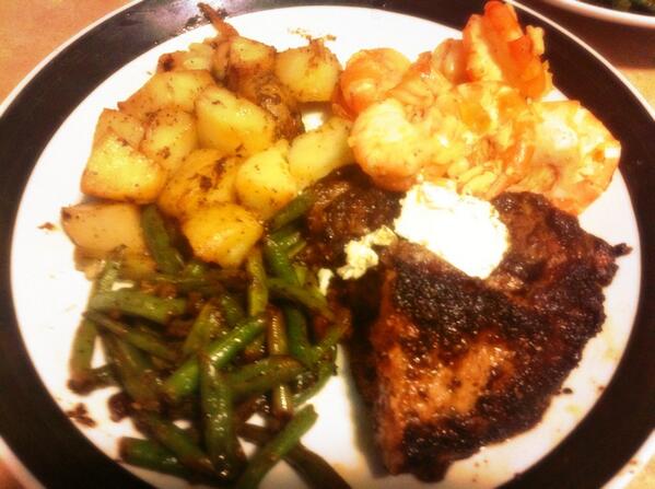 GinellaMassa's tweet image. Nothing like surf and turf for Iftar #whosaysicantcook #ramadantweets