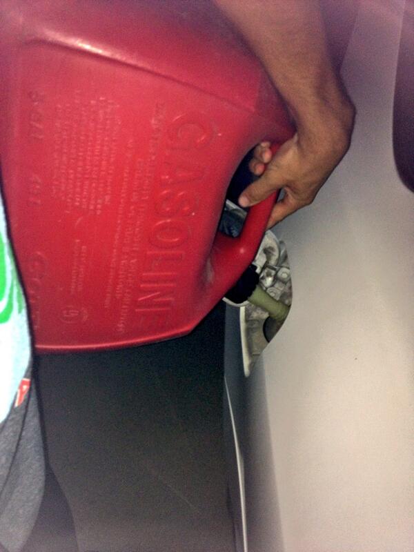 Kuuuuudz's tweet image. #BrokeKidProblems when