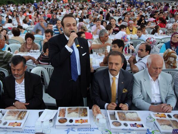 Kuşlar gibi uçmasını, balıklar gibi yüzmesini öğrendik Ancak basit 1 sanatı unuttuk; kardeşçe yaşamayı Martin L King