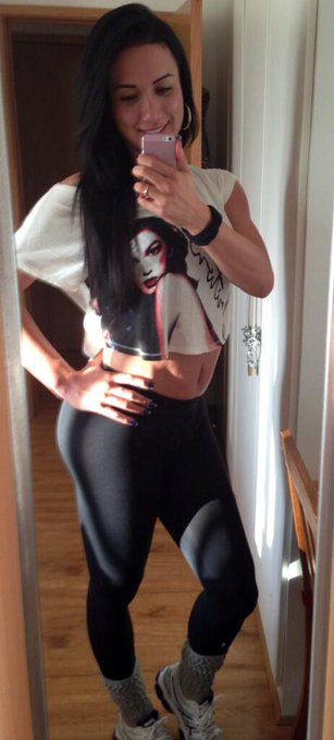 Good healty morning to all on the way to My gym xoxoxo http://t.co/aHvVsfsRAL<a href="/tag/misstrans2013"class="tags"><span>#misstrans2013</span></a>