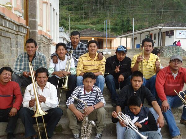 BANDASANMIGUELD's tweet photo. PROXIMA PRESENTACION......  VIERNES 19 Y SABADO  20 DE JULIO 2013 ESTAREMOS EN LA PARROQUIA DE ANGOCHAGUA http://t.co/aC41cJZGUj